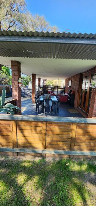 Abbey Beach Cottage Busselton Extérieur photo